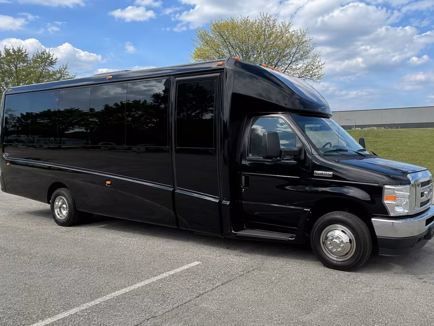 15 passenger minibus