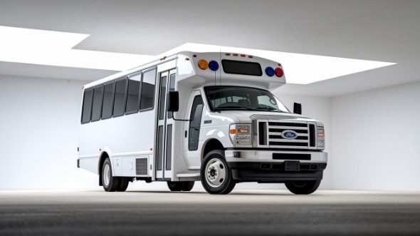 manteca 25 passenger minibus