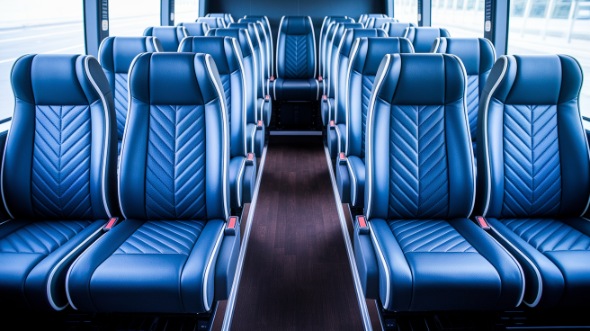 manteca 30 passenger minibus rental